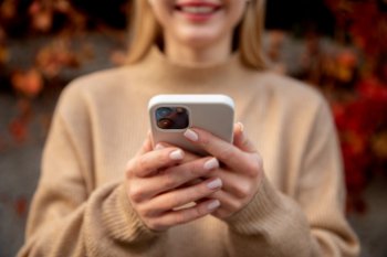 Минцифры ведёт переговоры с Apple по 5G Минцифры ведёт переговоры с Apple по 5G