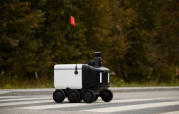 «Яндекс» к 2028 году существенно расширит парк роботов-курьеров «Яндекс» к 2028 году существенно расширит парк роботов-курьеров