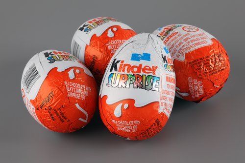 Ferrero проверит данные о детском труде на производстве Kinder Surprise