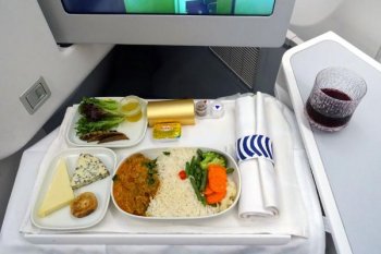 Авиакомпания Finnair будет продавать блюда для бизнес-класса в супермаркетах