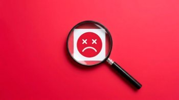 Потребительский экстремизм в доставке еды: как бренды защищаются от фейковых жалоб