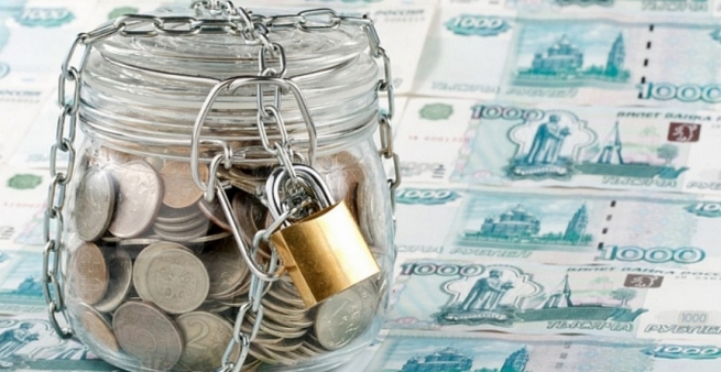 Объём свободных денег в домохозяйствах сократился более чем на 3 тыс. рублей