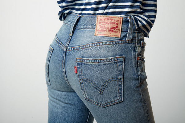 Роскачество рассказало всю правду о женских джинсах