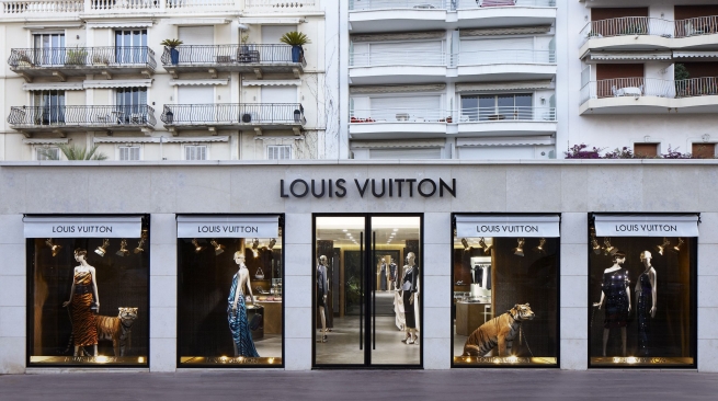 Louis Vuitton требует взыскать с китайских продавцов контрафакта $38 тыс.