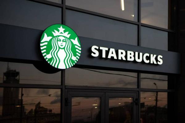 Starbucks заставил российского конкурента отказаться от слов buck и bucks в названии заведений