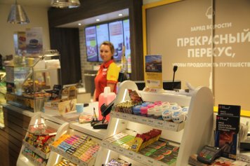 Более 80% продаж FMCG на заправках приходится на табачные изделия и безалкогольные напитки