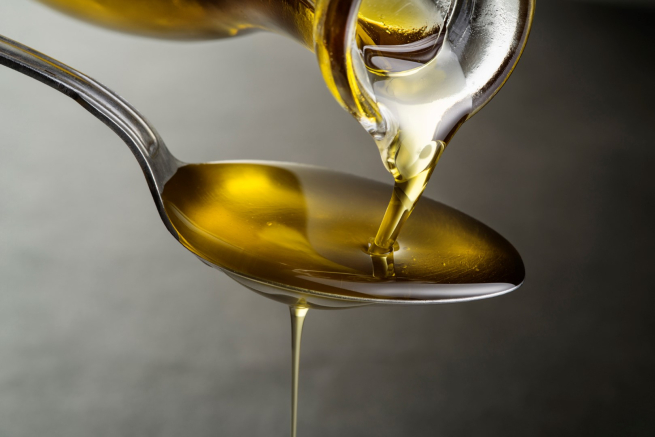 «ЭФКО» презентовала первое в России растительное масло, произведенное микроорганизмами