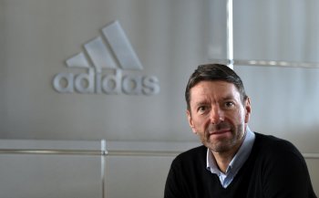 Исполнительный директор Adidas Каспер Рорстед покинет свой пост