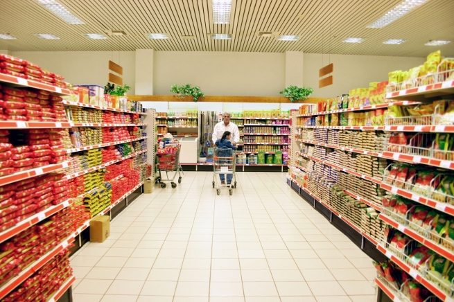 Продажи продуктов в Москве упали на 17% 