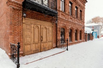 Если терем с дворцом кто-то занял: как открыть магазин в объекте культурного наследия