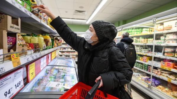 Московские магазины запретили посещать без масок и перчаток