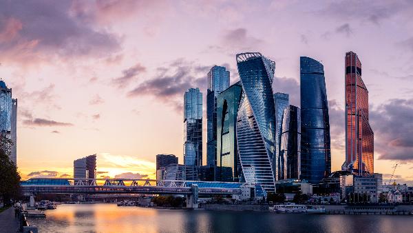 Более 40 торговых и офисных зданий построили в Москве с начала года