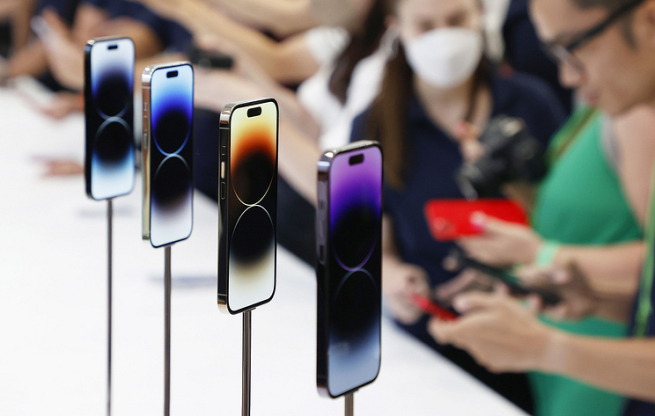 Apple показала четыре новых смартфона в составе линейки iPhone 14
