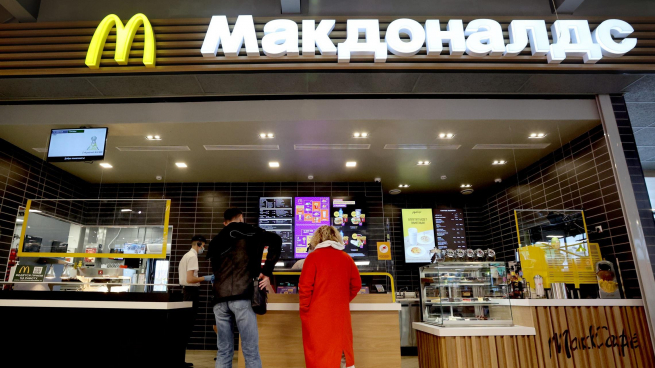 «Макдоналдс» уходит с российского рынка, KFC приостанавливает инвестиции