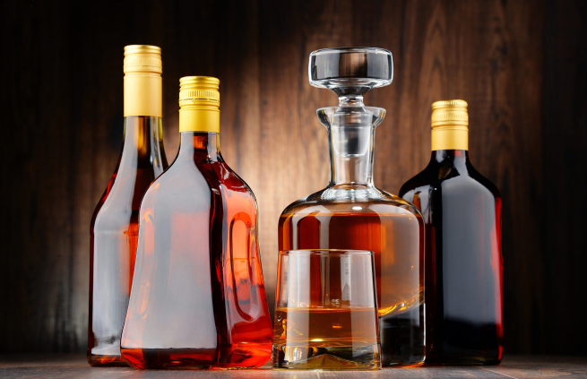 Госдума приняла в первом чтении законопроект об ужесточении требований к производителям алкоголя