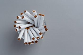 Около 50 млн пачек сигарет было изъято из незаконного оборота в 2023 году