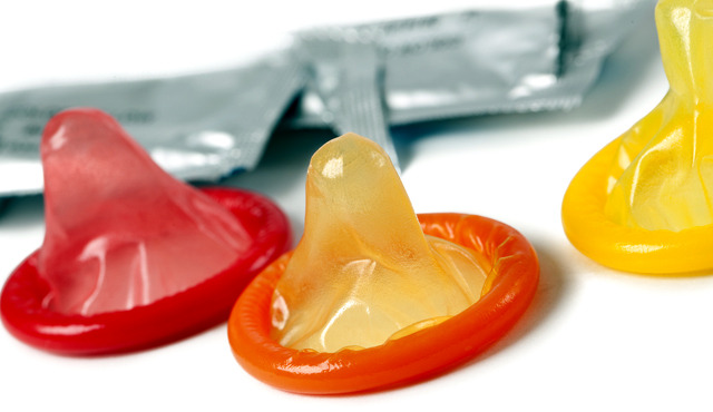 Производители заявили о 15% повышении цен на презервативы