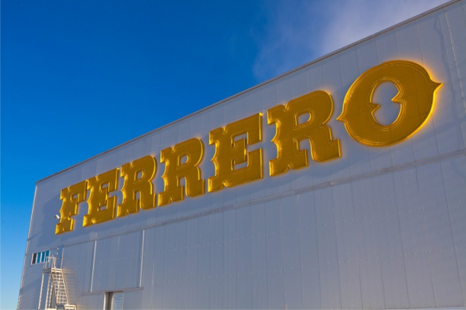 В Бельгии начали расследование заражения сальмонеллой шоколада на заводе Ferrero