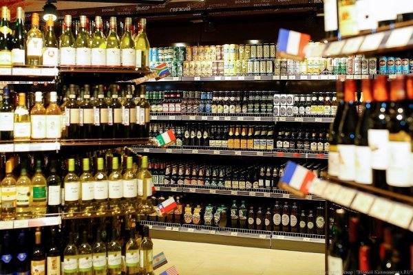 Импортеры с начала года начали поднимать цены на алкоголь