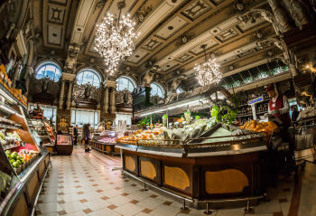 Универмаг «Елисеевский» может стать фудхоллом