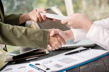 Выдача потребкредитов в I квартале сократилась на 11,6%