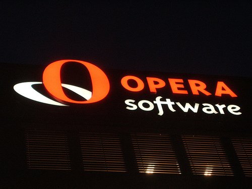 МТС договорился с Opera Software