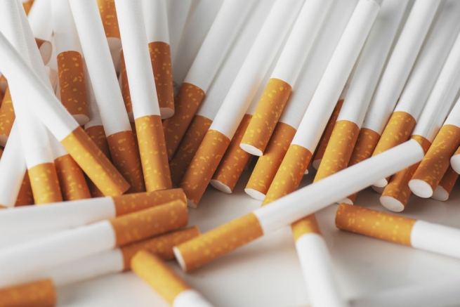 ФТС назвала число изъятых из незаконного оборота пачек сигарет
