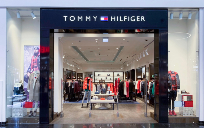 Магазины Tommy Hilfiger в России могут перезапустить до конца года Магазины Tommy Hilfiger в России могут перезапустить до конца года