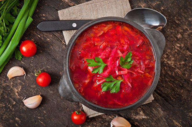 Набор продуктов для борща за 9 месяцев стал дороже в среднем на 20% Набор продуктов для борща за 9 месяцев стал дороже в среднем на 20%