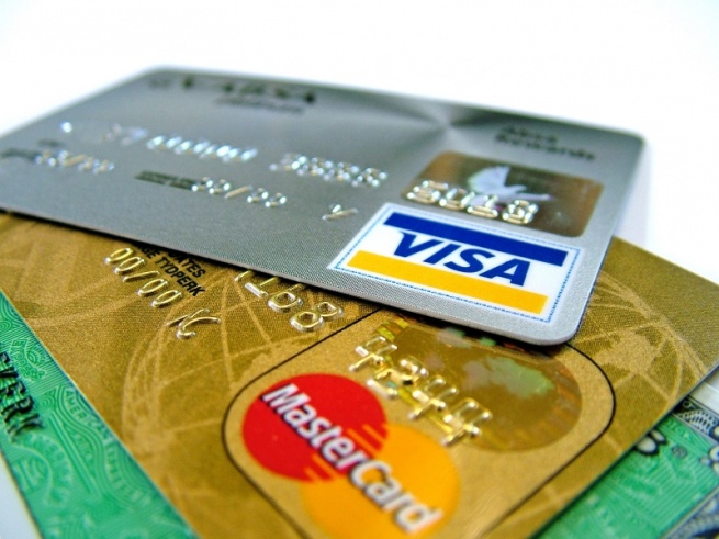 Американские ритейлеры подали в суд на Visa и MasterCard 
