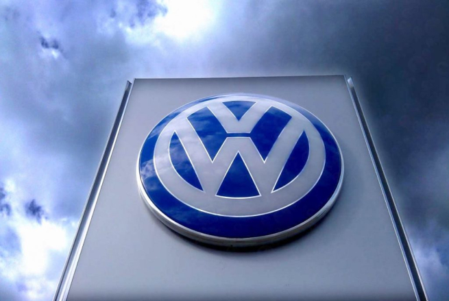 Volkswagen планирует завершить продажу «дочек» в России в первой половине 2023 года
