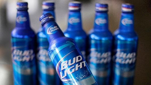 BUD Light Безалкогольный запустил экологический проект по переработке старых компьютеров