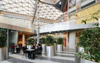 В iCITY открылась торговая галерея площадью около 10 тыс. кв. метров В iCITY открылась торговая галерея площадью около 10 тыс. кв. метров