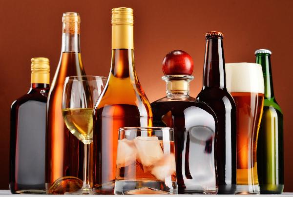 Запросы о круглосуточной доставке алкоголя в самоизоляцию выросли втрое