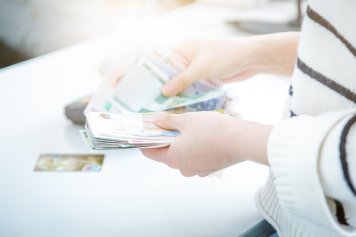 Число выданных потребкредитов в июле выросло на 13%