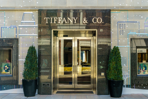 В III квартале чистая прибыль Tiffany выросла на 4,5%