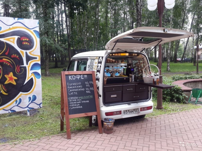 Кофе на колесах: как зарабатывают предприниматели Санкт-Петербурга во время ограничений
