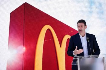 Экс-гендиректора McDonald`s оштрафовали на 400 тыс. долларов