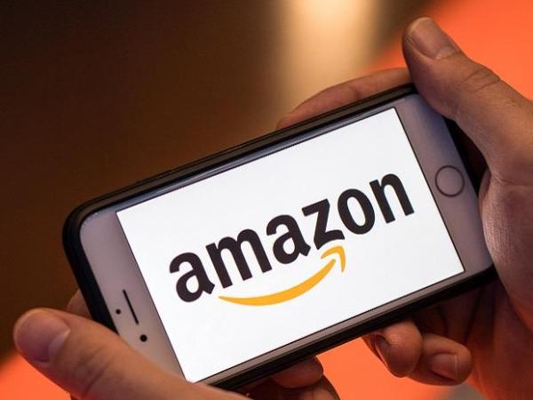 Amazon осудили за торговлю товарами с изображением концлагеря Amazon осудили за торговлю товарами с изображением концлагеря