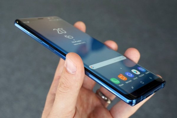 На систему распознавания лиц Samsung Galaxy S10 начали поступать жалобы
