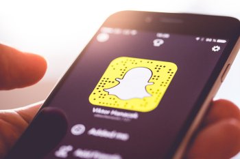 Владелец Snapchat закроет сервис обмена местоположением Zenly