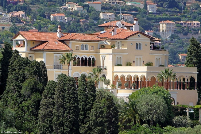 Во Франции выставлен на продажу самый дорогой дом в мире