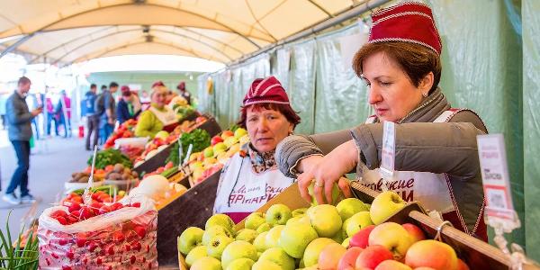 Более 85% предприятий торговли Москвы возобновили работу после снятия ограничений