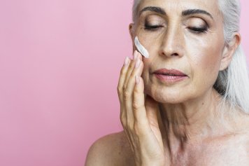 В РФ фиксируется существенный рост продаж антивозрастной косметики