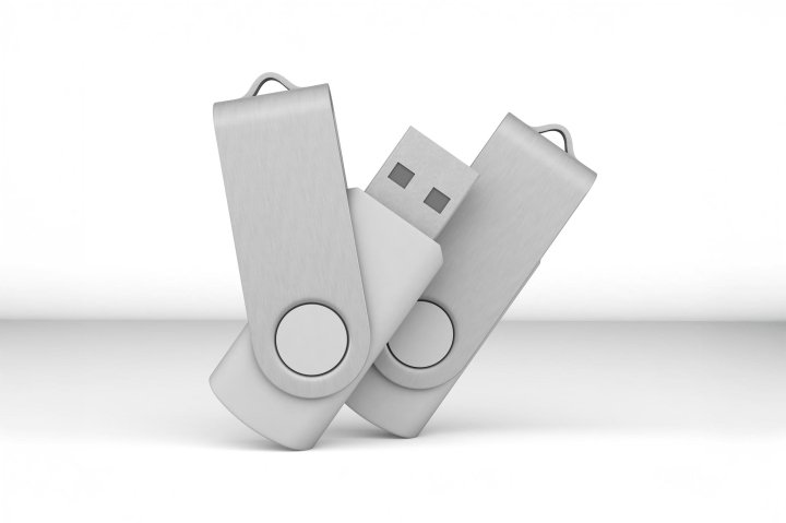 Аналитики «М.Видео» зафиксировали рост спроса на USB-флешки