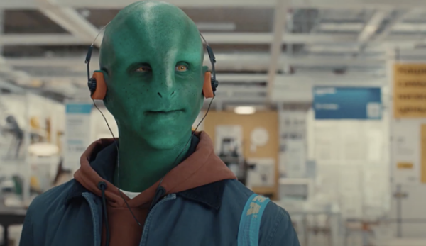 ИКЕА в России выпустила ролик об экологичном образе жизни с «инопланетянином»