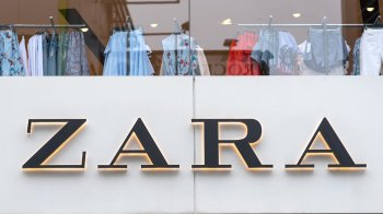 Певица Зара подала заявку на регистрацию товарного знака Zara