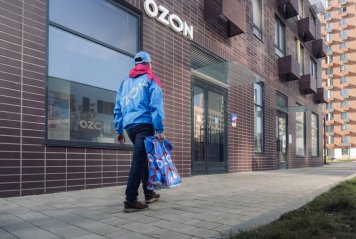 Ozon начал доставлять заказы из интернет-магазинов