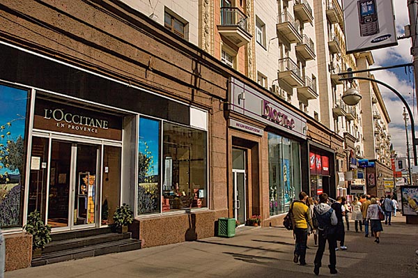 Стрит-ритейл в центре Москвы стал слишком дорогим