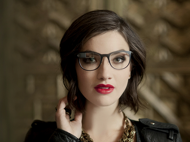 Google Glass получит дизайн от Ray-Ban